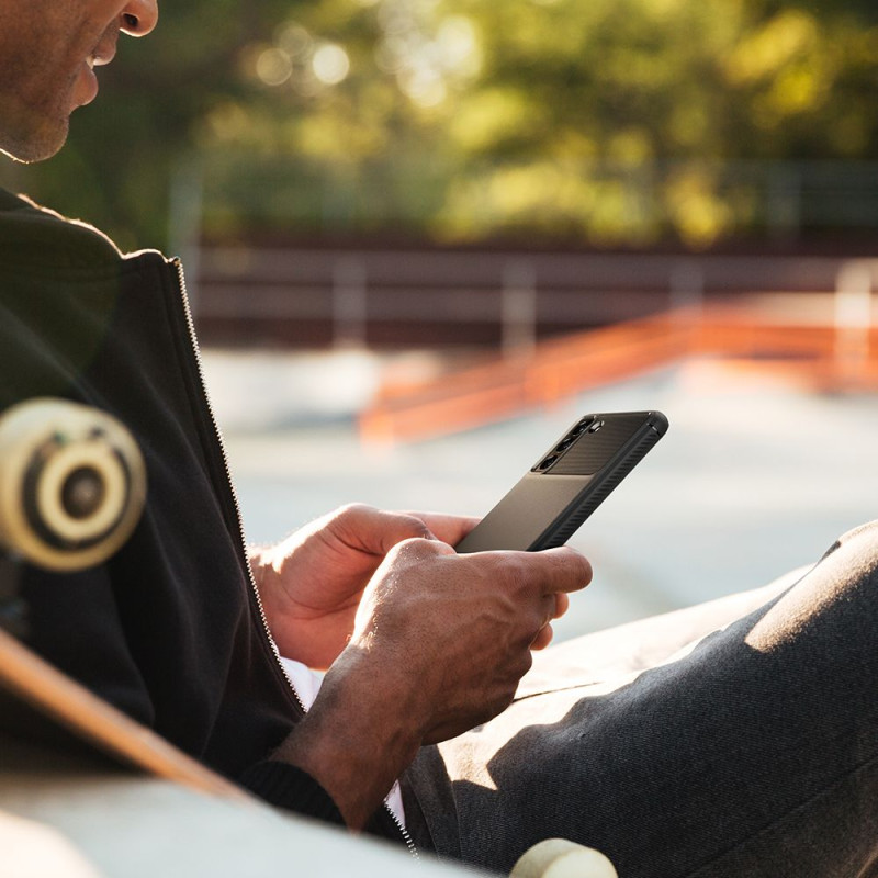 Etui Do Galaxy S21 FE Spigen Rugged Armor...