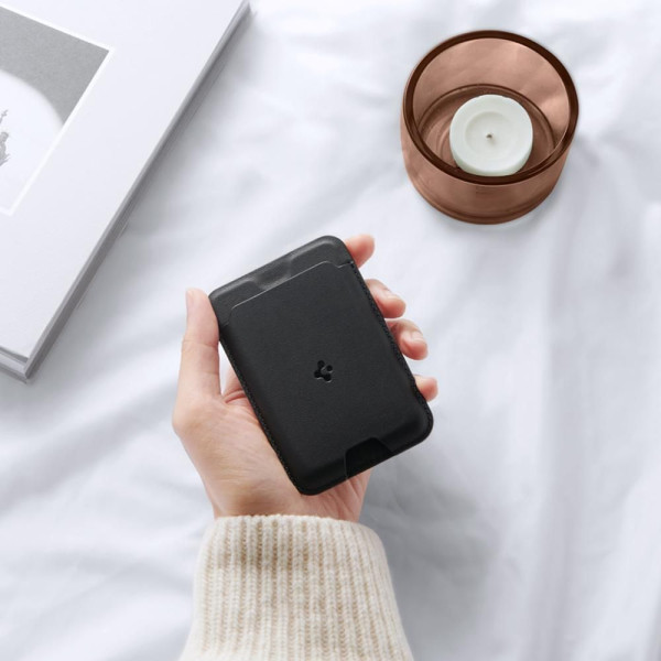 Etui Na Karty Spigen Valentinus MagSafe Czarny