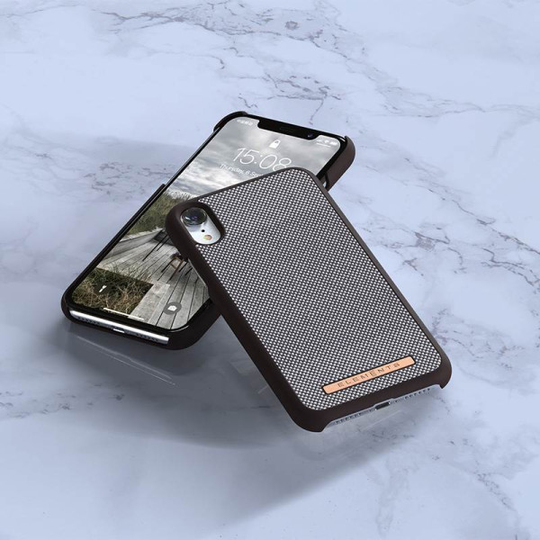 Etui Materiałowe Do iPhone XR Nordic Elements Saeson Idun Brązowy