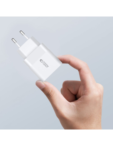 ŁaDowarka sieciowa 2-Porty C20W PD20W + USB-C Kabel Tech-Protect Biały