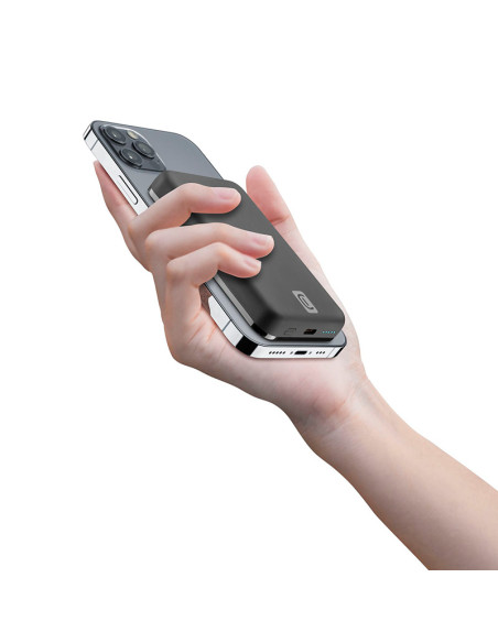 Powerbank indukcyjny 5000mAh 7.5W MagSafe Cellularline MAG 5000 Czarny